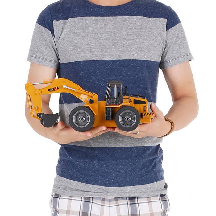 Xe đồ chơi xúc đất điều khiển Huina 1530