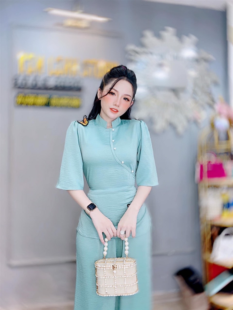 [HCM]SÉT BỘ LỤA KẾT BƯỚM RẤT XINH