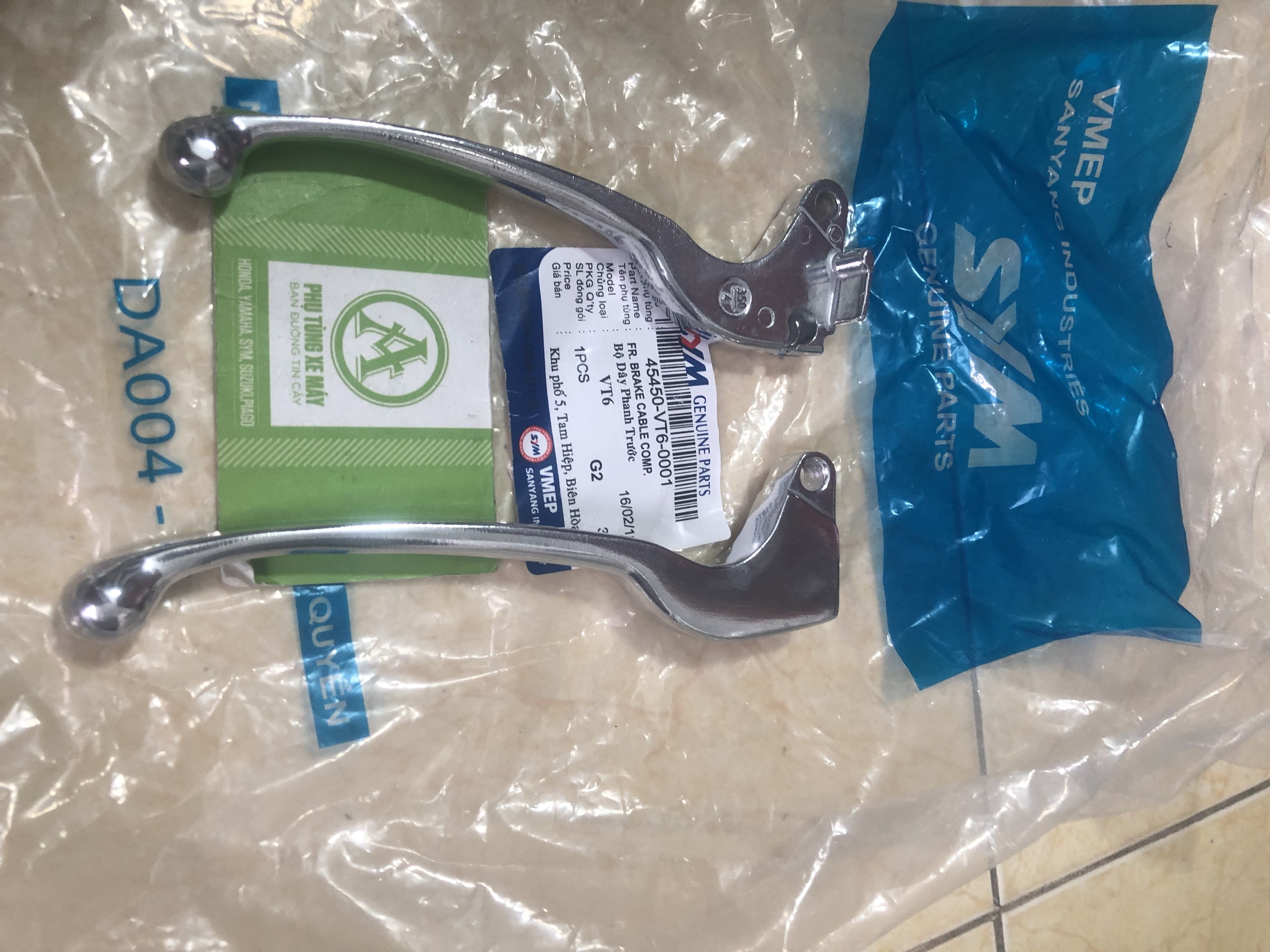 Cặp tay thắng xe atila Elizabeth đùm