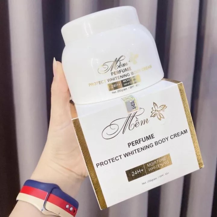 kem dưỡng Trắng Mềm 2