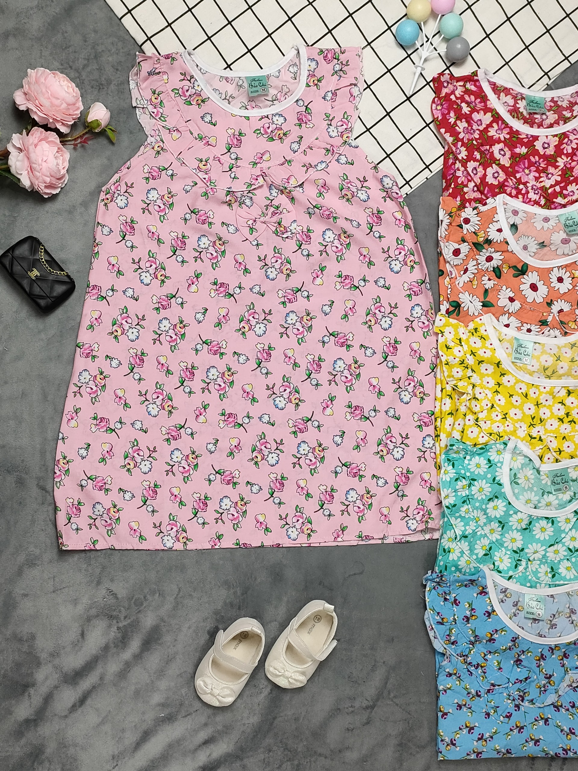 Đầm Tole Bé (14-22kg) (giao màu ngẫu nhiên)