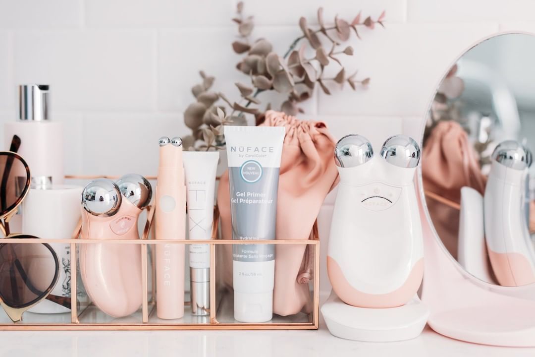 Máy massage mắt Nuface Fix