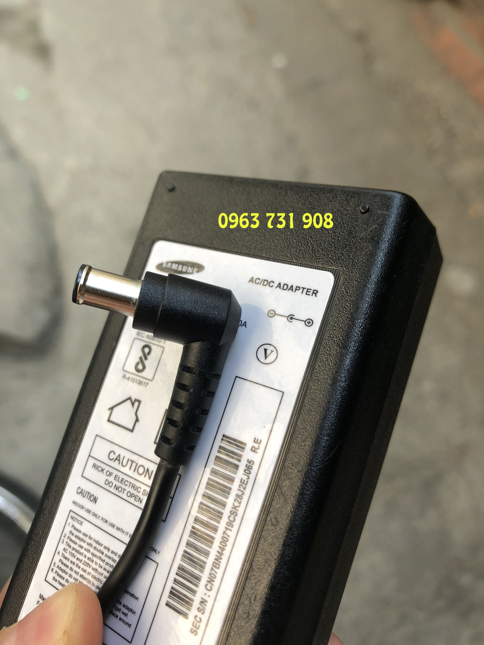 Adapter nguồn màn hình samsung 14V 1.07A