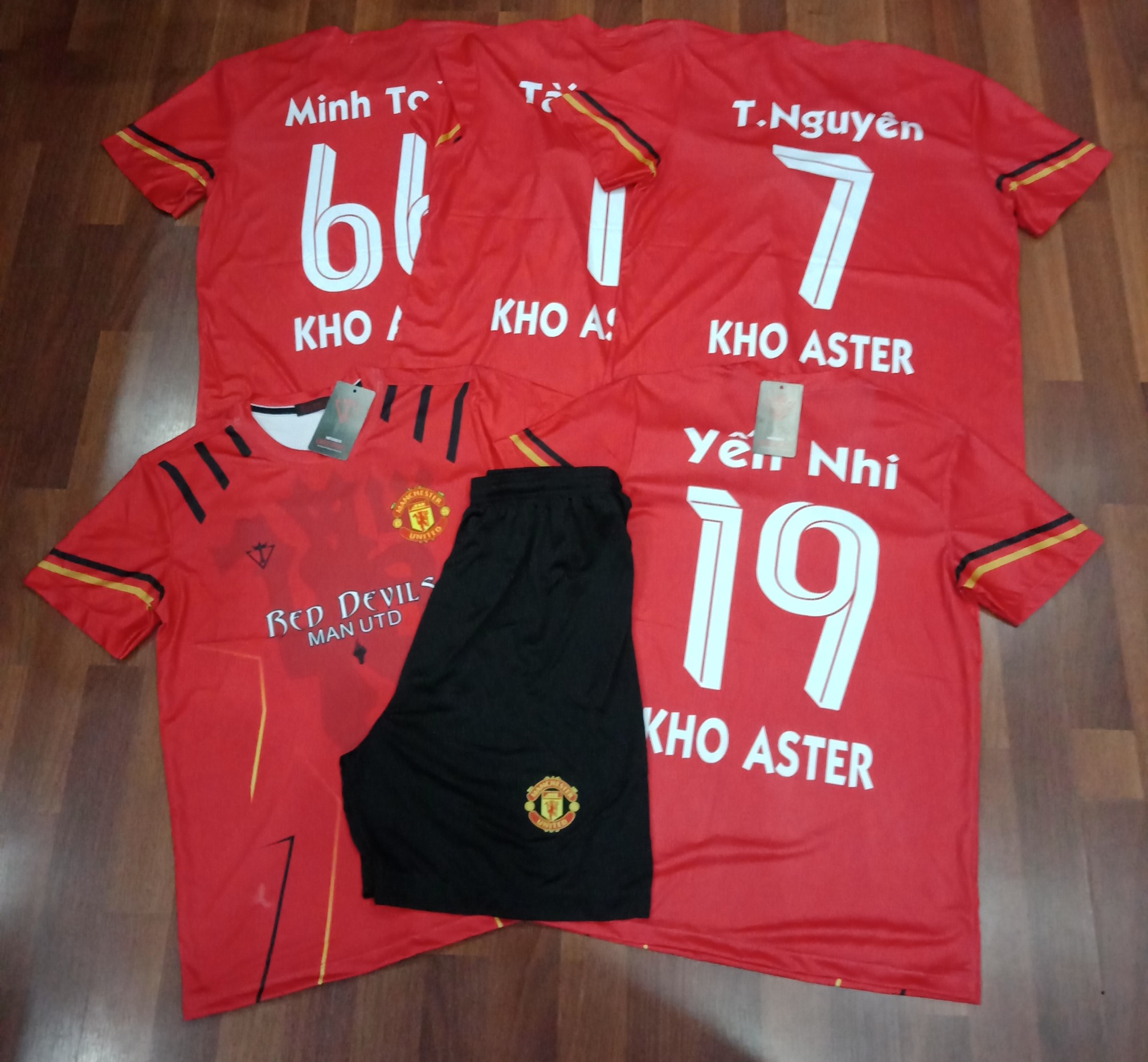 Đồ đá banh, đồ bóng đá MU t11