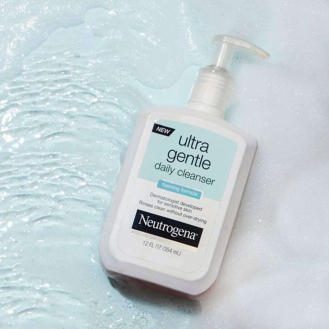 Neutrogena Ultra Gentle Daily Cleanser Foaming Formula (354ml)