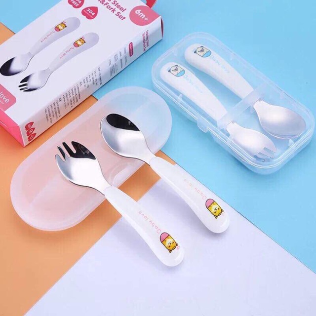 Set thìa dĩa inox Baby Love cho bé kèm hộp đựng (BPA free)
