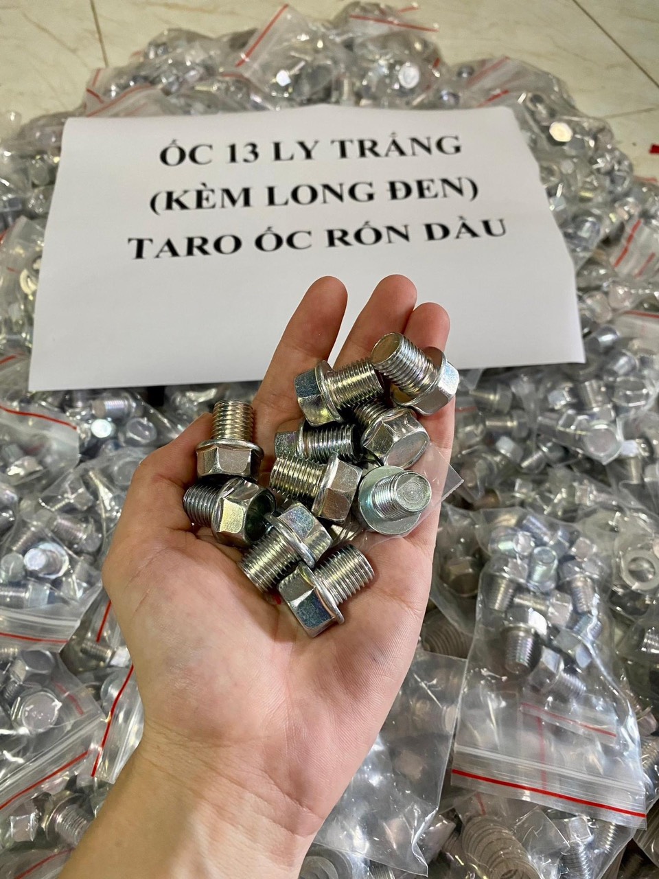 Ốc Rốn Dầu Long Đen 13 Ly Xe Máy Bị Chờn