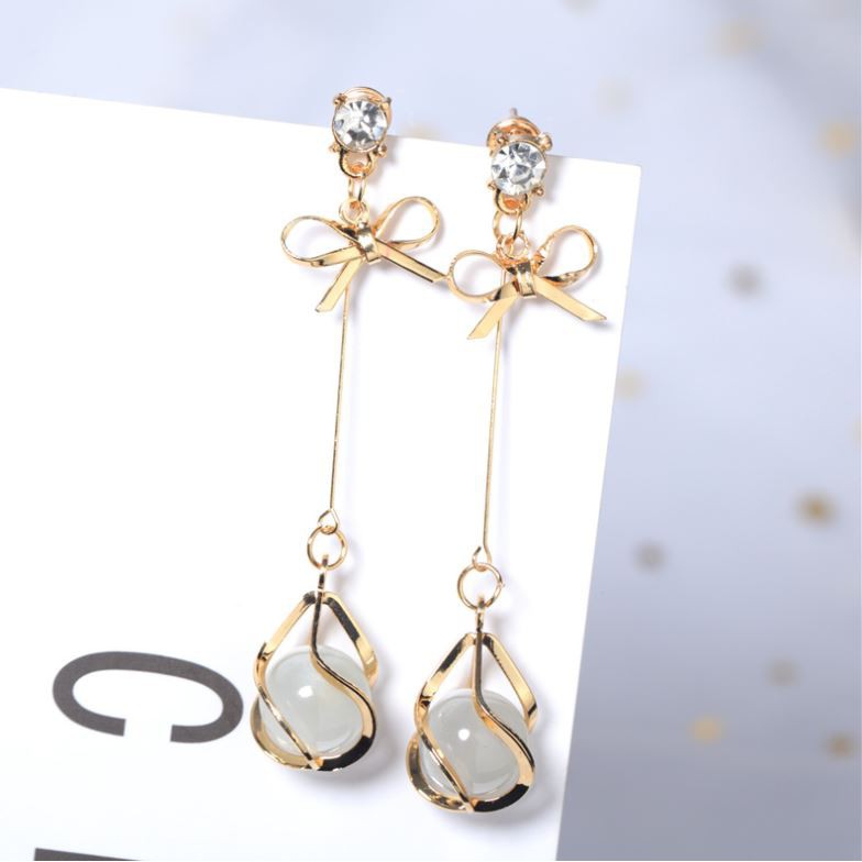 Khuyên tai dáng dài đính hạt tròn to i21