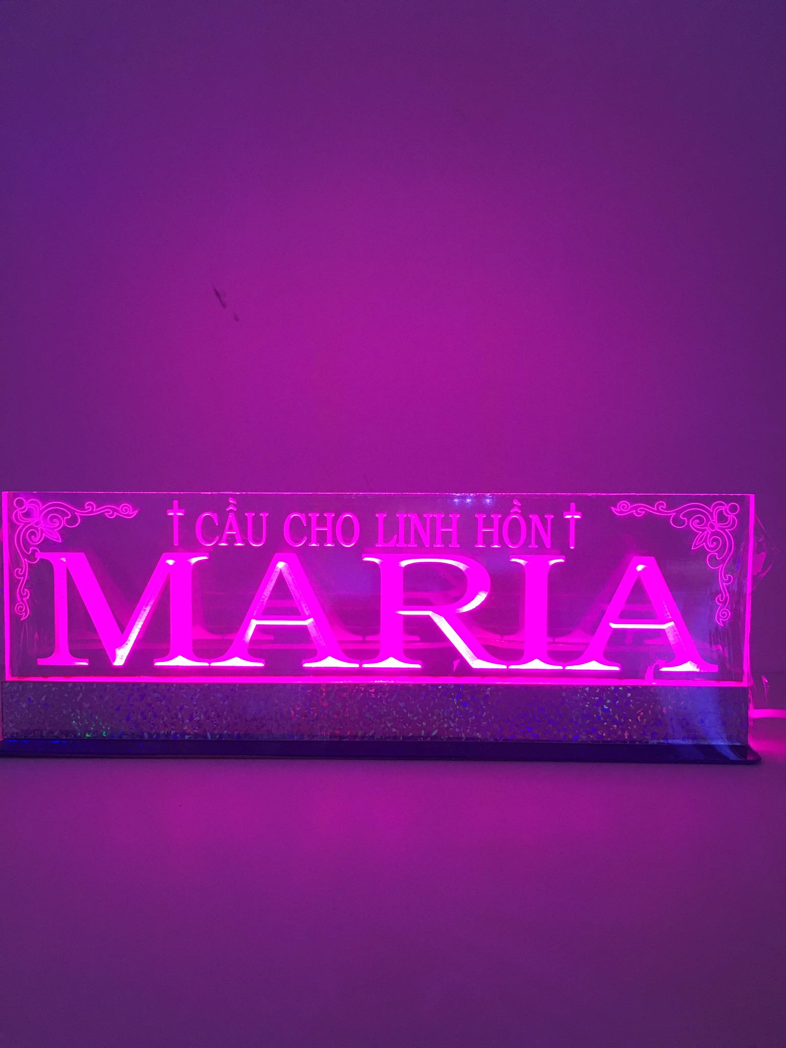 MICA LED 7 MÀU CẦU CHO LINH HỒN ( MARIA 10x30cm)