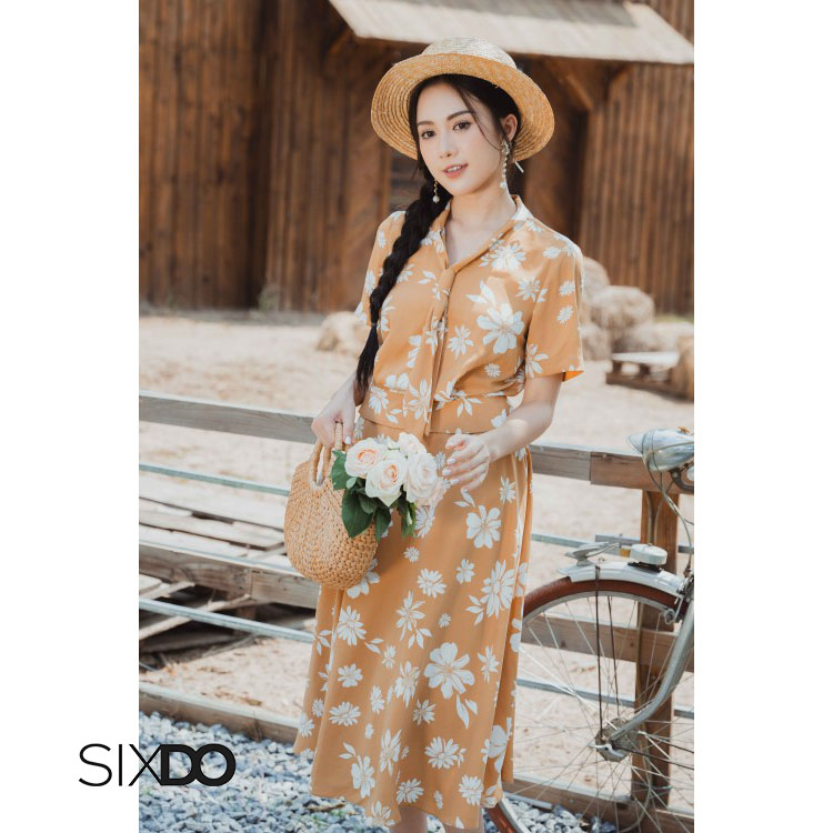Chân váy hoa lụa chữ A thời trang SIXDO (Light Brown Floral Midi Silk Skirt)