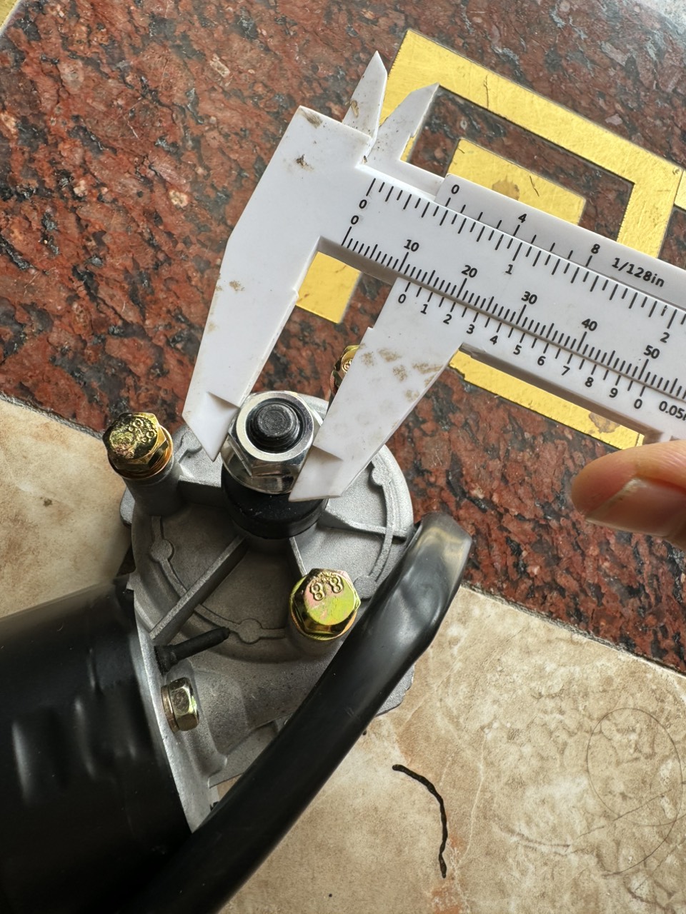 Củ gạt mưa 12v 24v trái hoặc phải