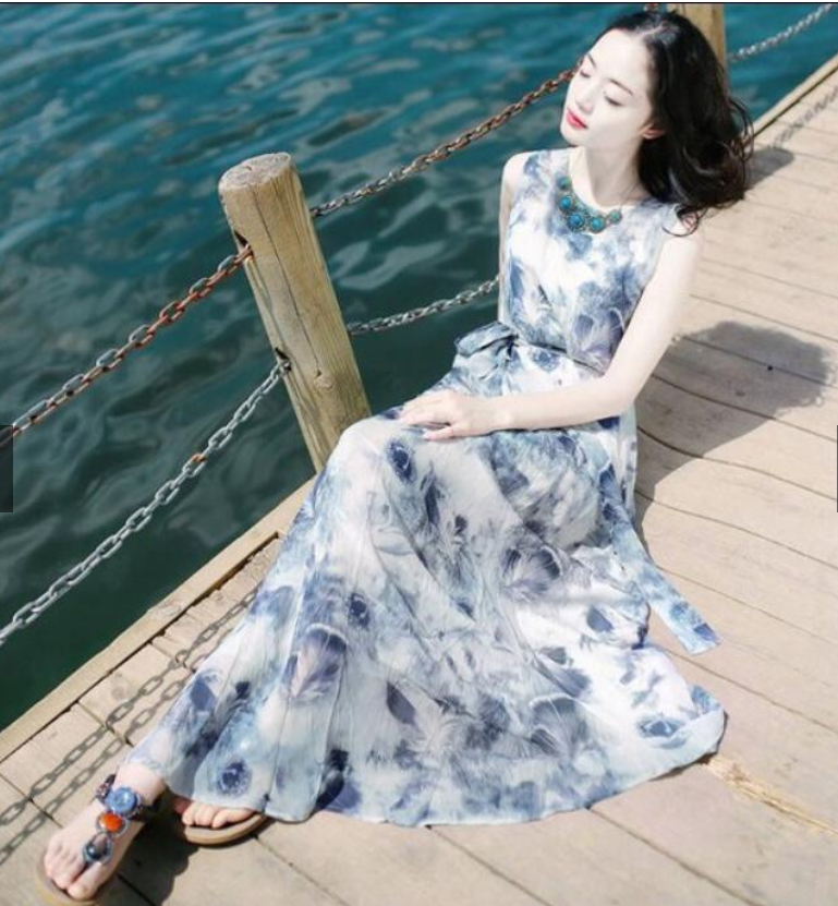 Đầm Maxi Họa Tiết Hình Chiếc Lông Dh011