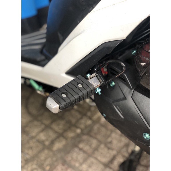 Gác Chân Sau Cúp 125 Thailand A100