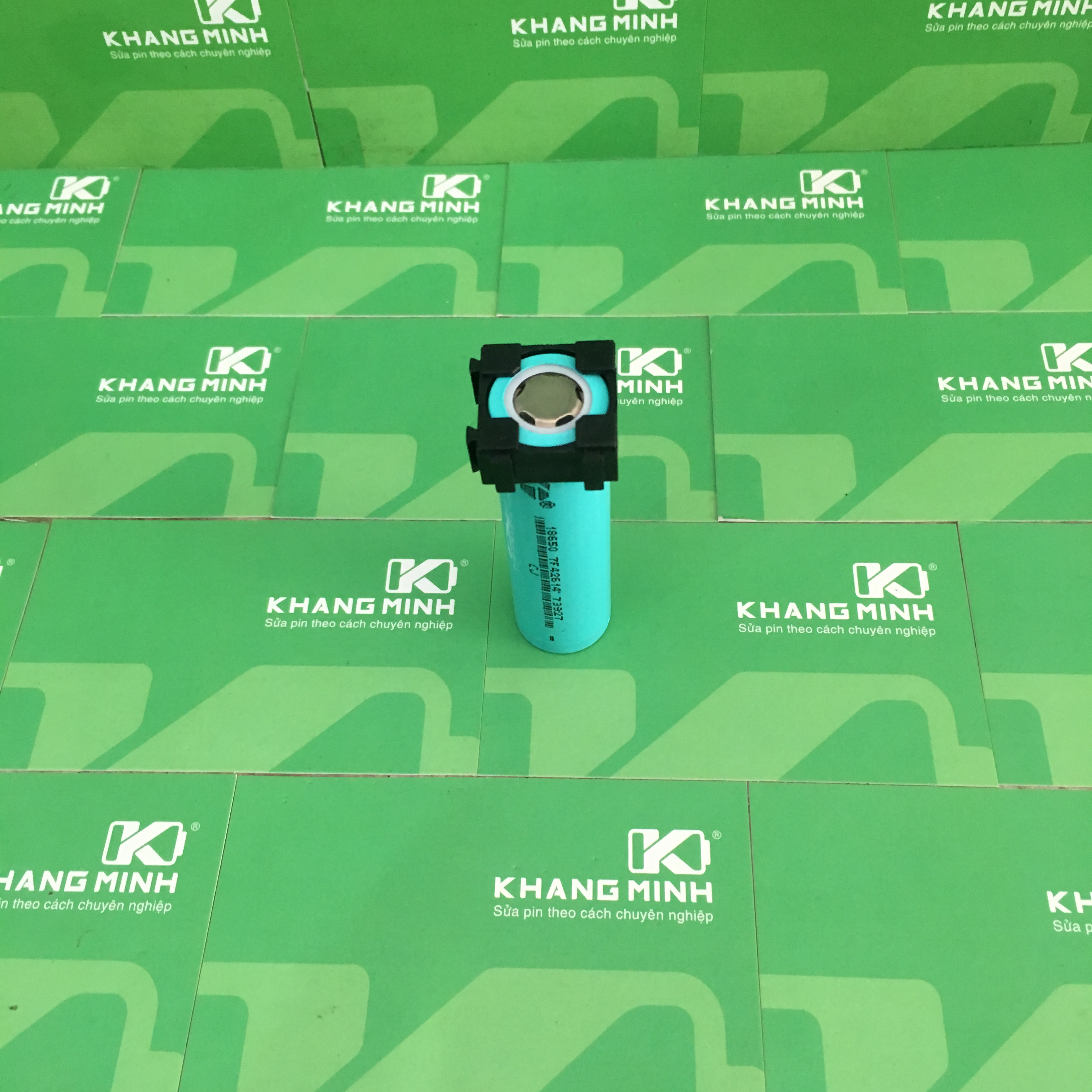 Đế ghép pin 18650 kết nối và giữ cố định khối pin có thể tháo lắp dễ dàng