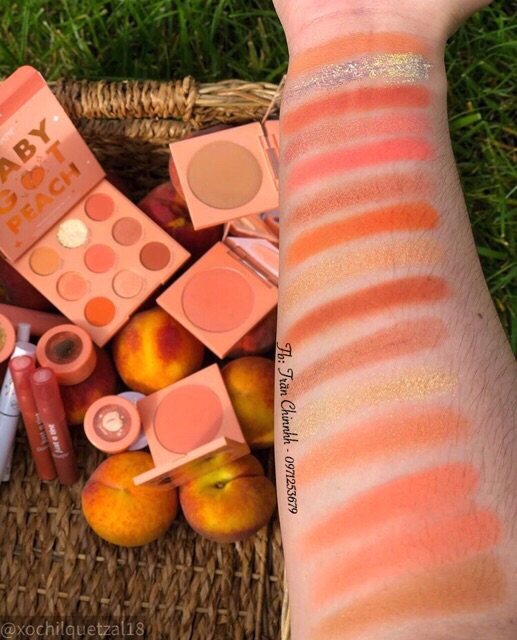 BẢNG PHẤN MẮT COLOURPOP BABY GOT PEACH-  HAPPY HOUSE