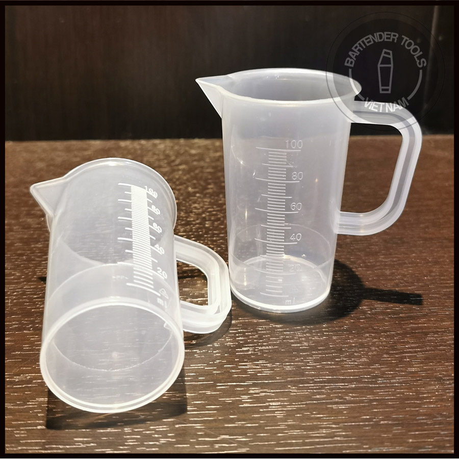 Ca đong 100ml có quai cầm , có vạch định lượng