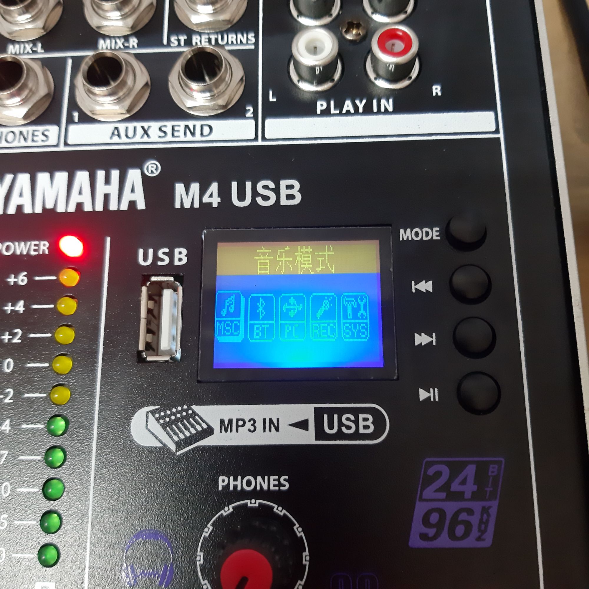 MIXER 4 channel (4 kênh). KẾT NỐI BLUETOOTH, USB.(MG4)