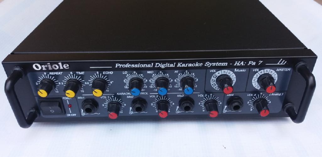 Ampli mini Oriole 220V PA7 cắm acquy