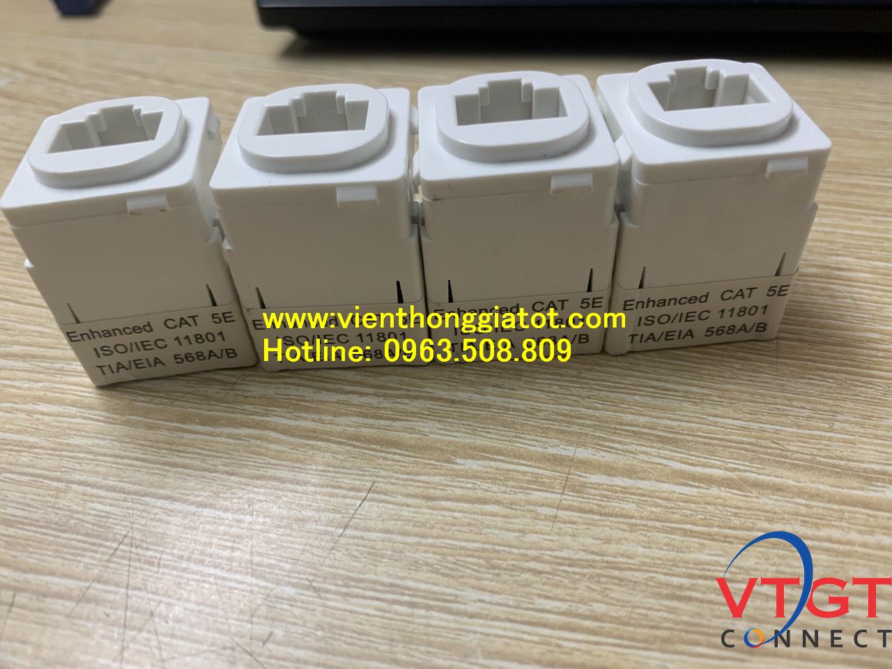 Nhân mạng âm tường Sino Cat5e