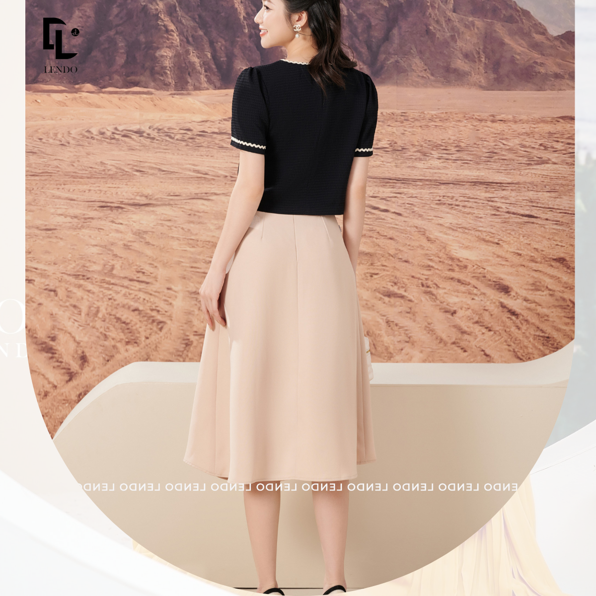 Áo Croptop Viền Ren LENDO A230319