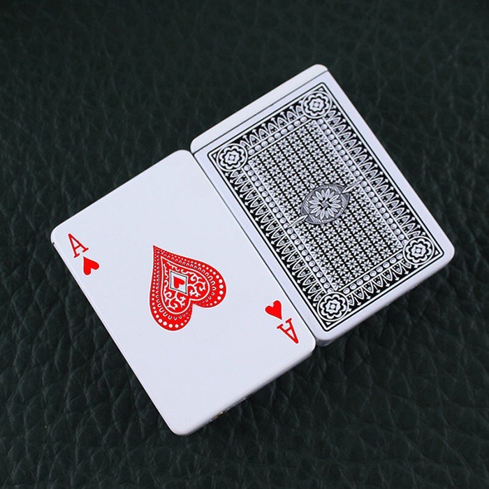 Hộp Quẹt Bật Lửa khò lá bài Át cơ