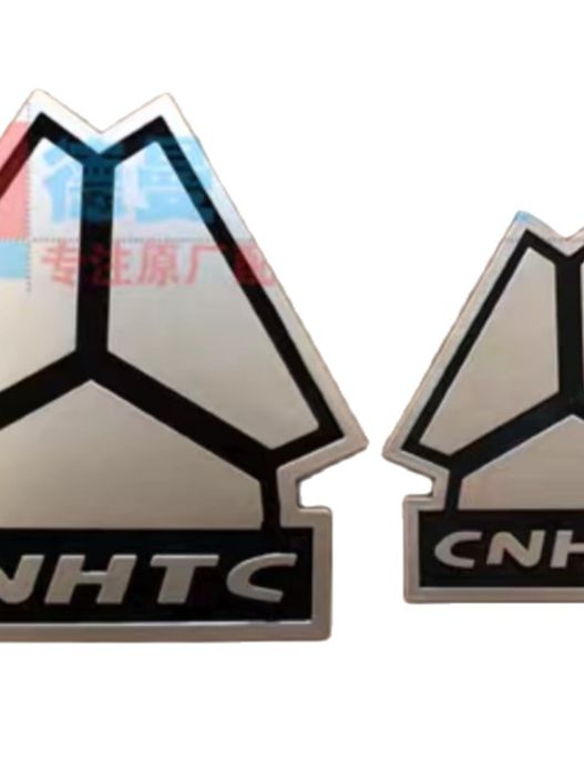 Biểu Tượng CNHTC Gắn Đầu Xe Tải HOWO