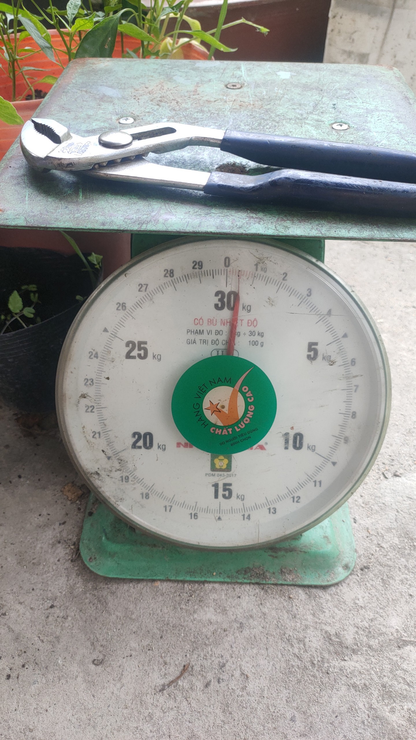 Kìm mỏ quạ Lobster 250mm hàng Nhật bãi