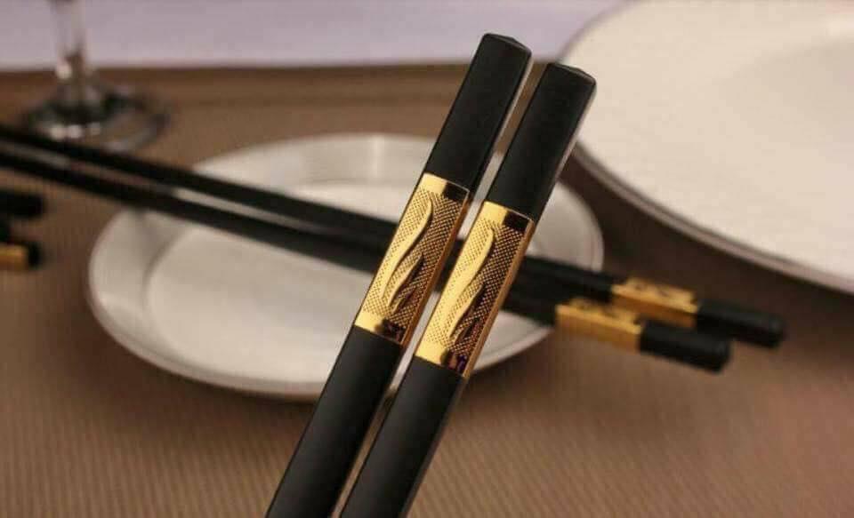 Combo 10 đôi đũa hợp kim đầu bọc vàng