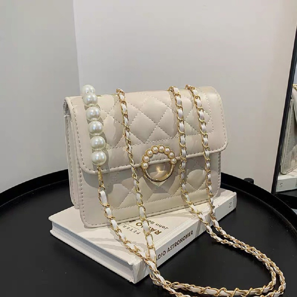 Women handbag keyring round applique Pearl fashion
