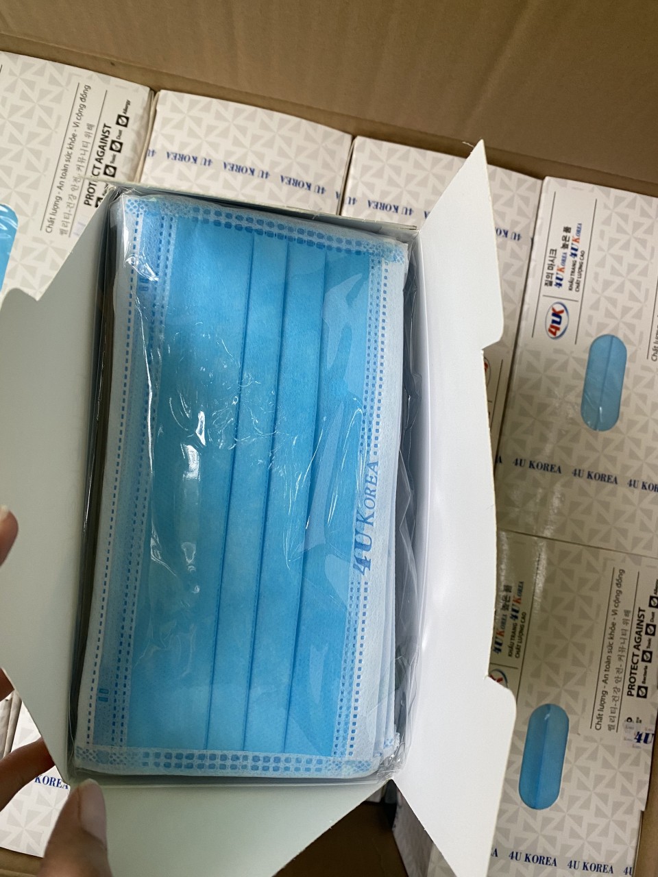 Hộp 50 chiếc khẩu trang Y tế 4U KOREA kháng khuẩn hàng 4 lớp dày đẹp