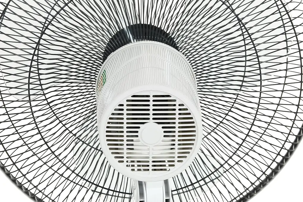 [GIAO TẠI HCM] - Quạt đứng Sharp PJ-S40RV-LG