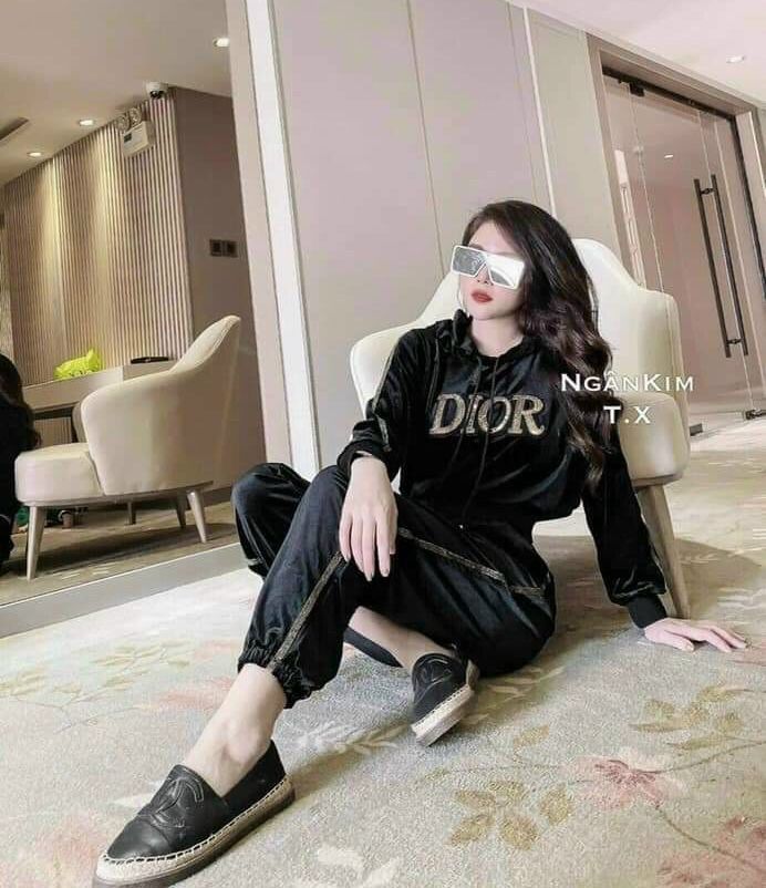 Bộ thể thao nhung bo gấu