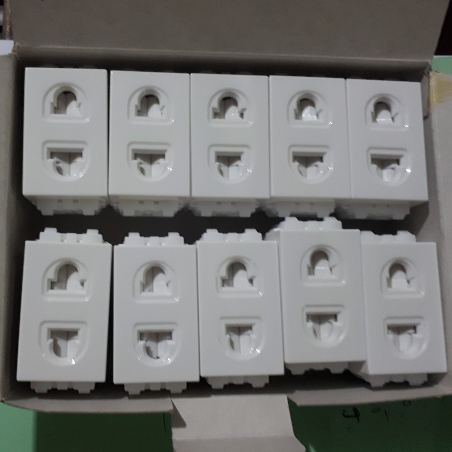 HẠT ổ cắm , công tắc s18cc SINO