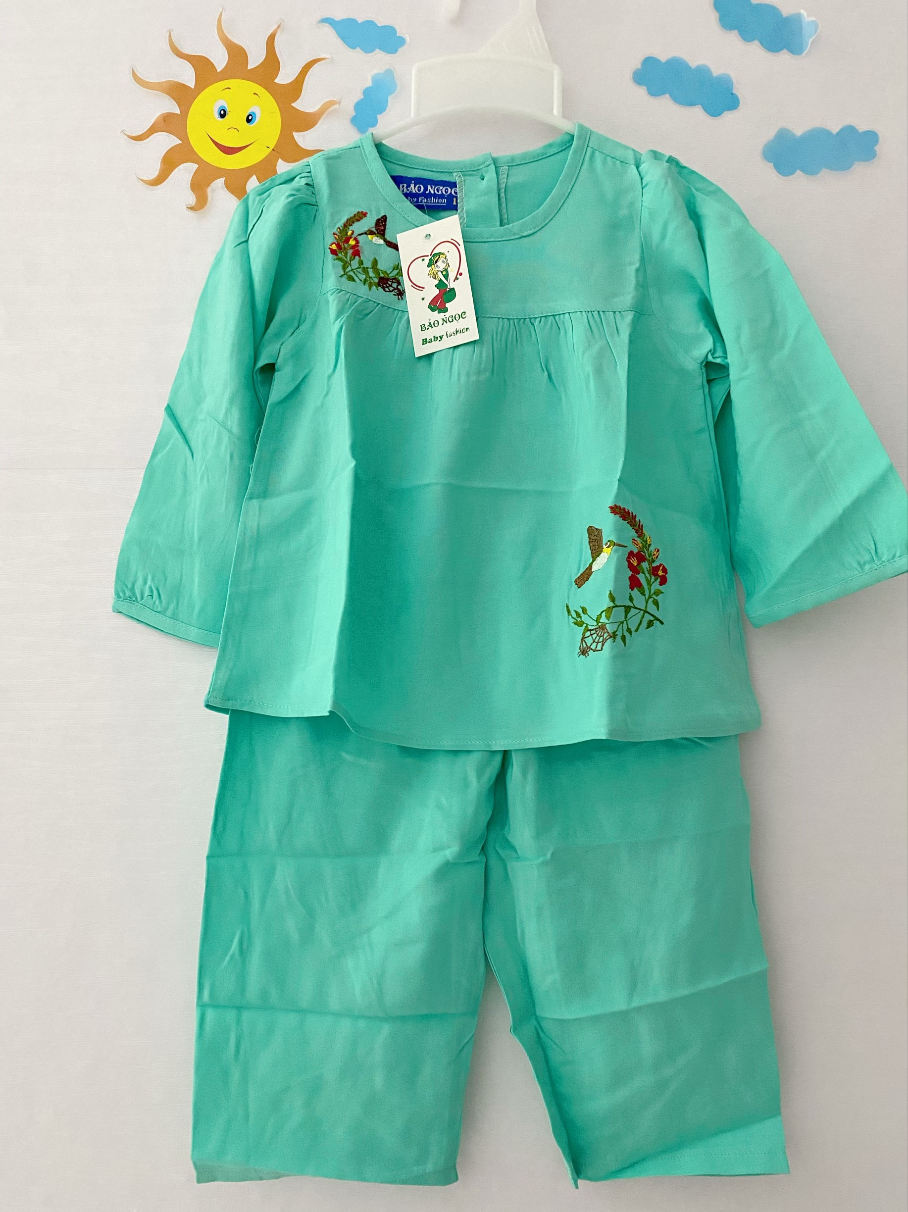 HCMBộ lanh tole tone thêu Bảo Ngọc bé gái dài tay vải Việt Thắng nhiều màu