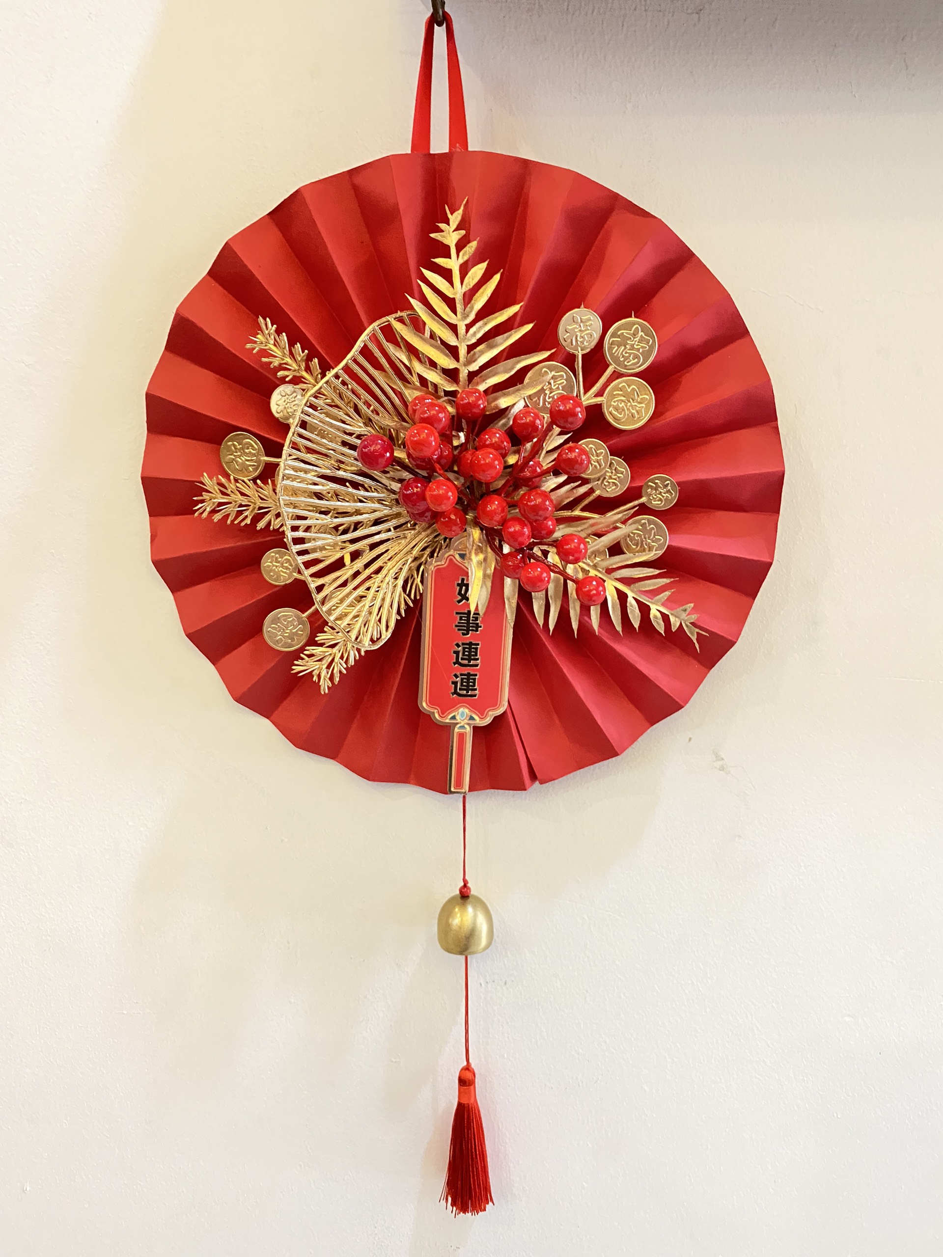 Quạt giấy đỏ handmade treo tết trang trí nhà cửa nhiều mẫu QĐ03
