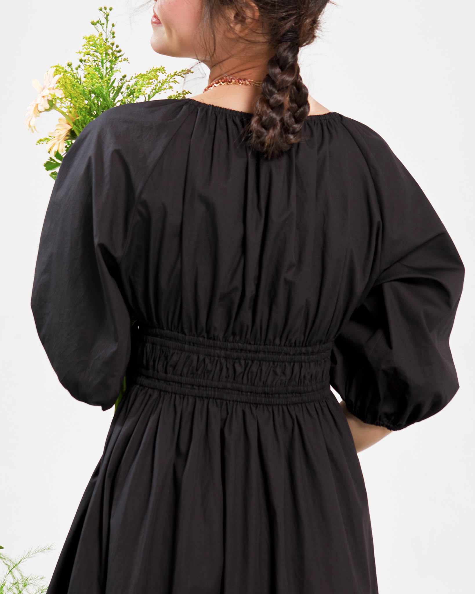 DOTTIE - Đầm midi vải poplin nhún eo - Đen - D0515