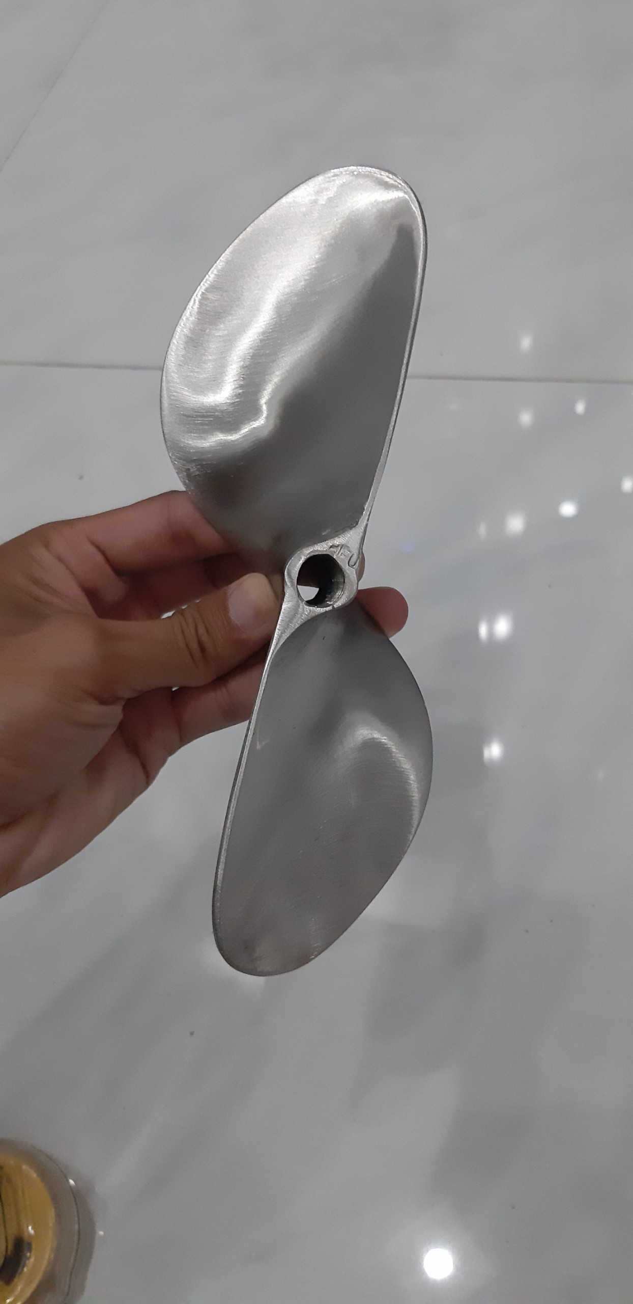 chân vịt inox 8hp (ngựa) máy cốt ngay gen 14mm