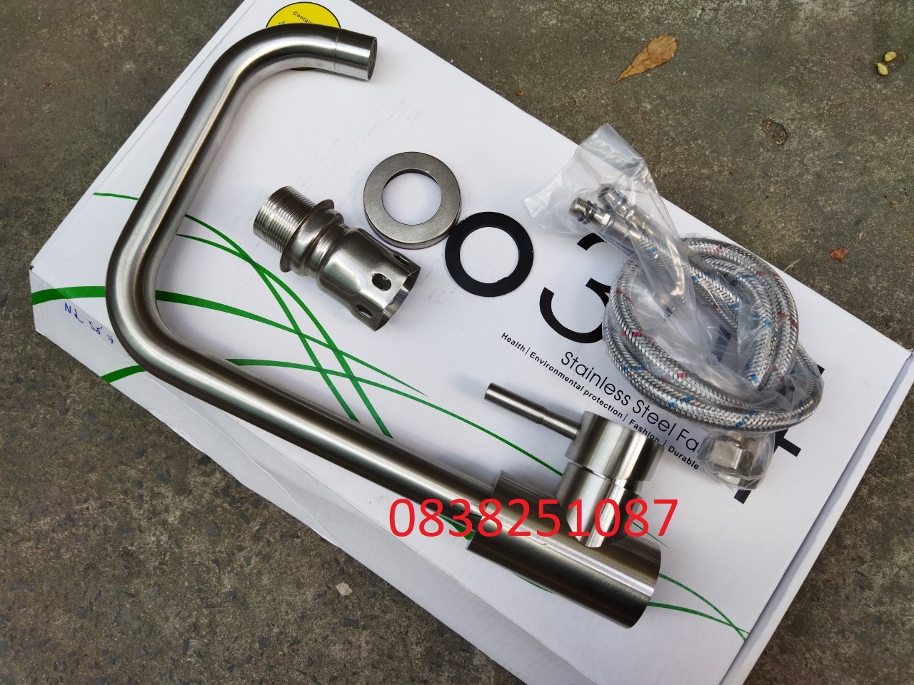 Vòi Rửa Chén Bát Nóng Lạnh Inox 304 và 2 Dây Nóng Lạnh quay 360 độ dùng cho 2 hộc chậu
