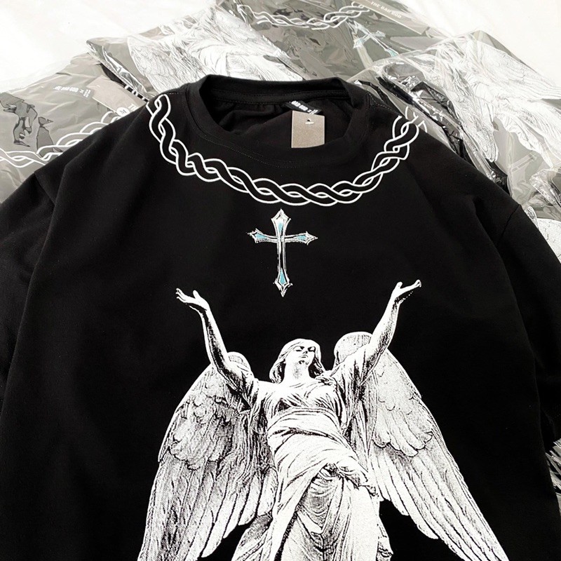 Áo thun tay lỡ Maria Mikenco