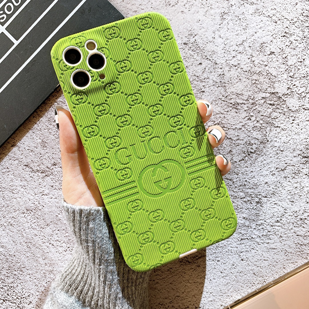 [ IPHONE ] Ốp Lưng Da Dập Nổi Full Viền Bảo Vệ Camera Gucci
