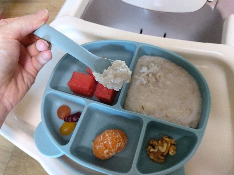 KHAY ĂN DẶM GẤU POLED NỘI ĐỊA HÀN CHO BÉ