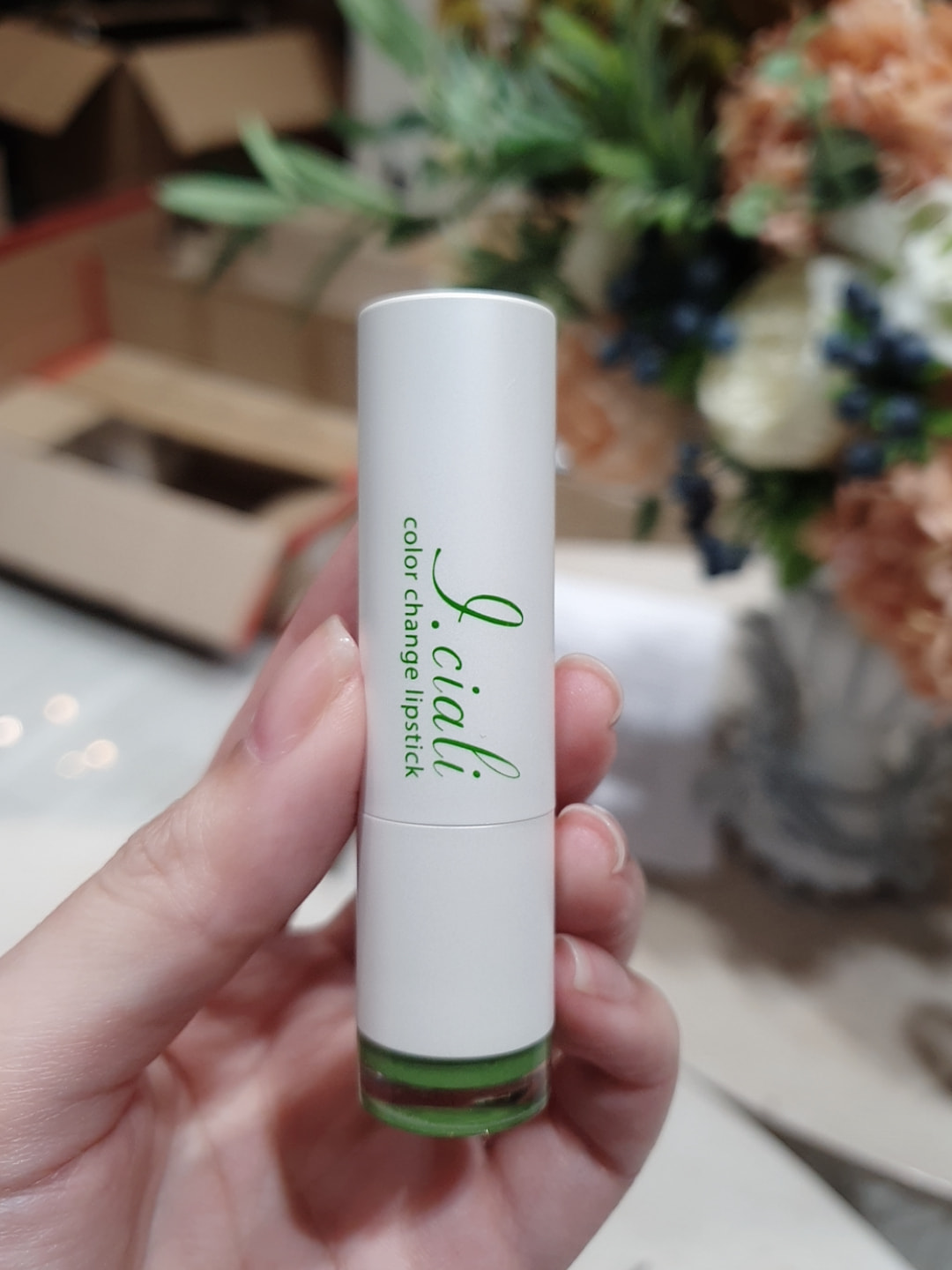 Son gió dưỡng môi đổi màu J.ciali Korea
