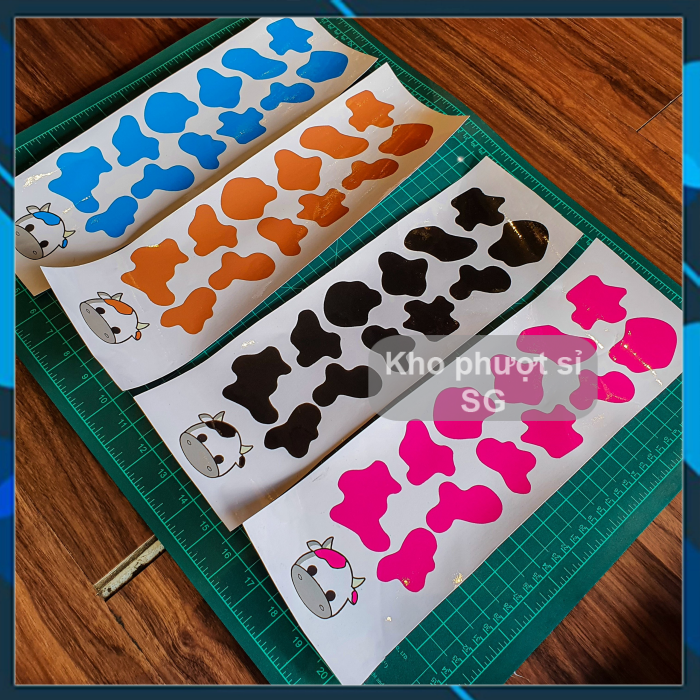 Hình dán sticker bò sữa dán mũ bảo hiểm 3/4 dễ thương - Mãu decal dán mũ bảo hiểm hình bò sữa nhiều màu chọn lựa
