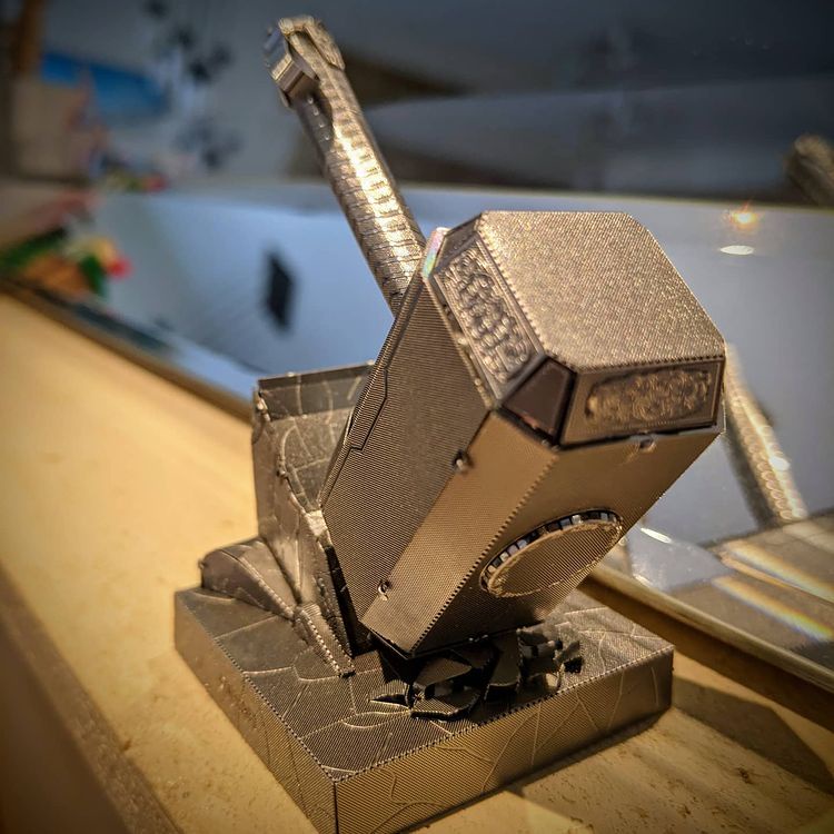 Mô Hình 3D Kim Loại Marvel Búa Mjolnir (chưa ráp)