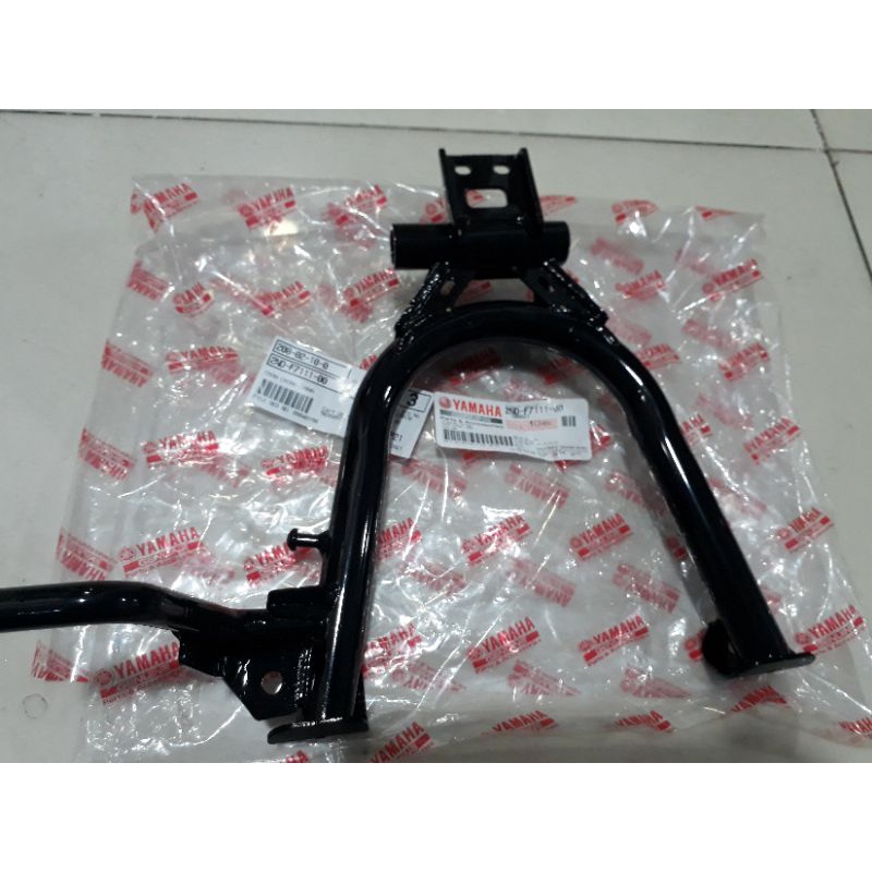 chống đứng Exciter 150 Yamaha
