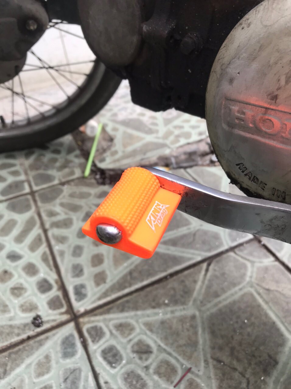 CAO SU CẦN SỐ King Drag ( 1 cái)