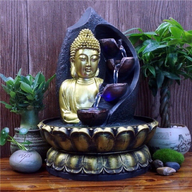 Thác nước phong thuỷ Đức Phật