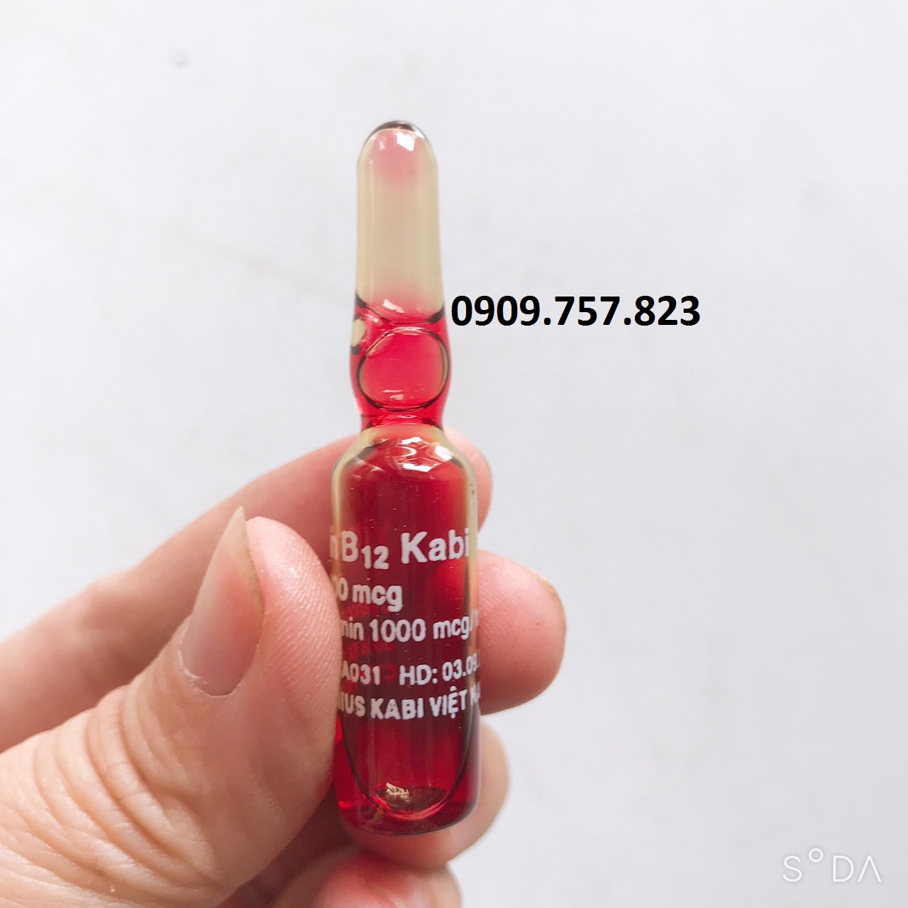 Lẻ 1 ống nước đỏ pha kem, serum dưỡng da