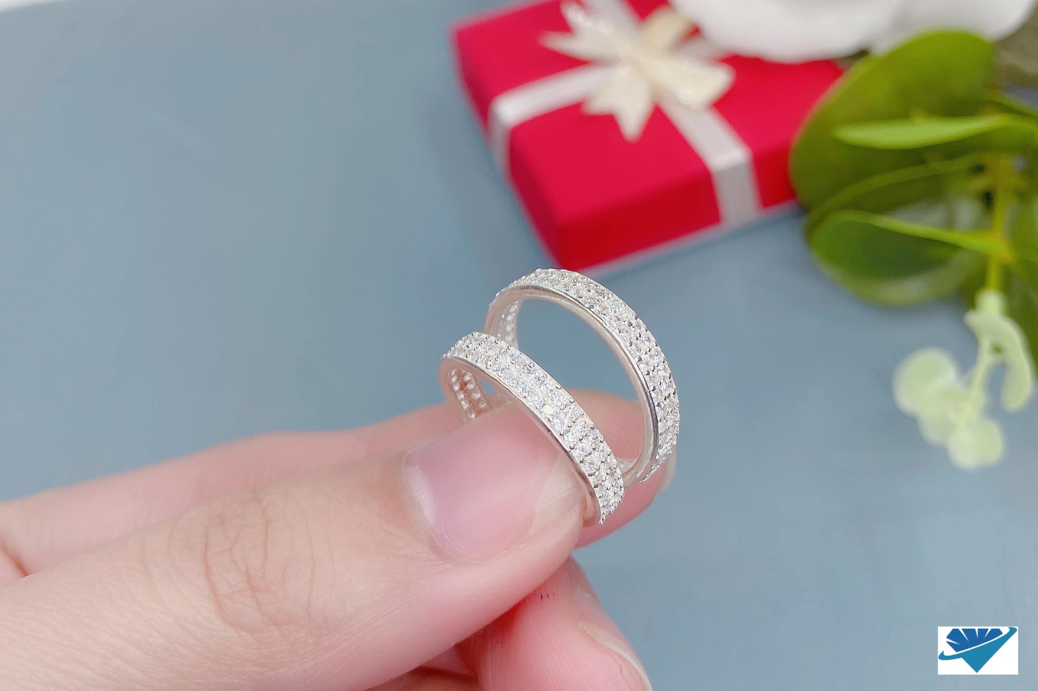 Nhẫn nữ bạc ta đính đá MS65d