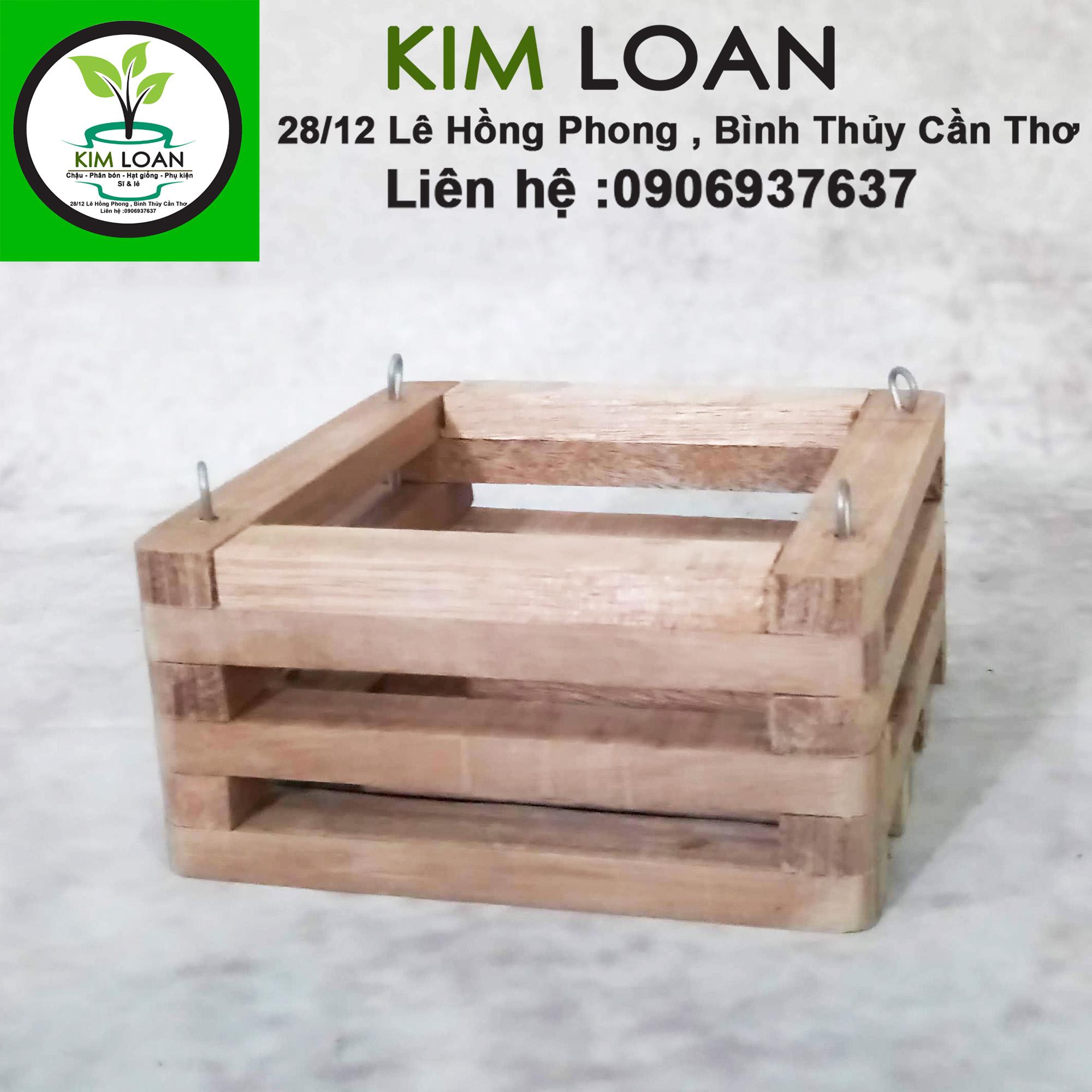 Chậu lan gỗ hộp vuông 15x7cm